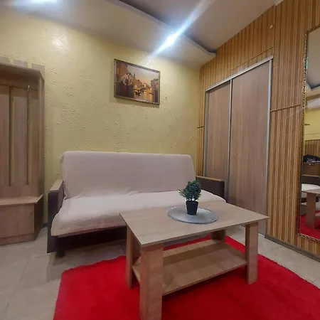Apartment Arnautskaya *