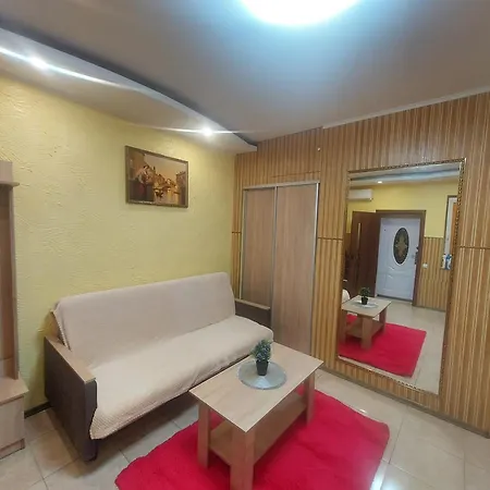 Arnautskaya Apartman *